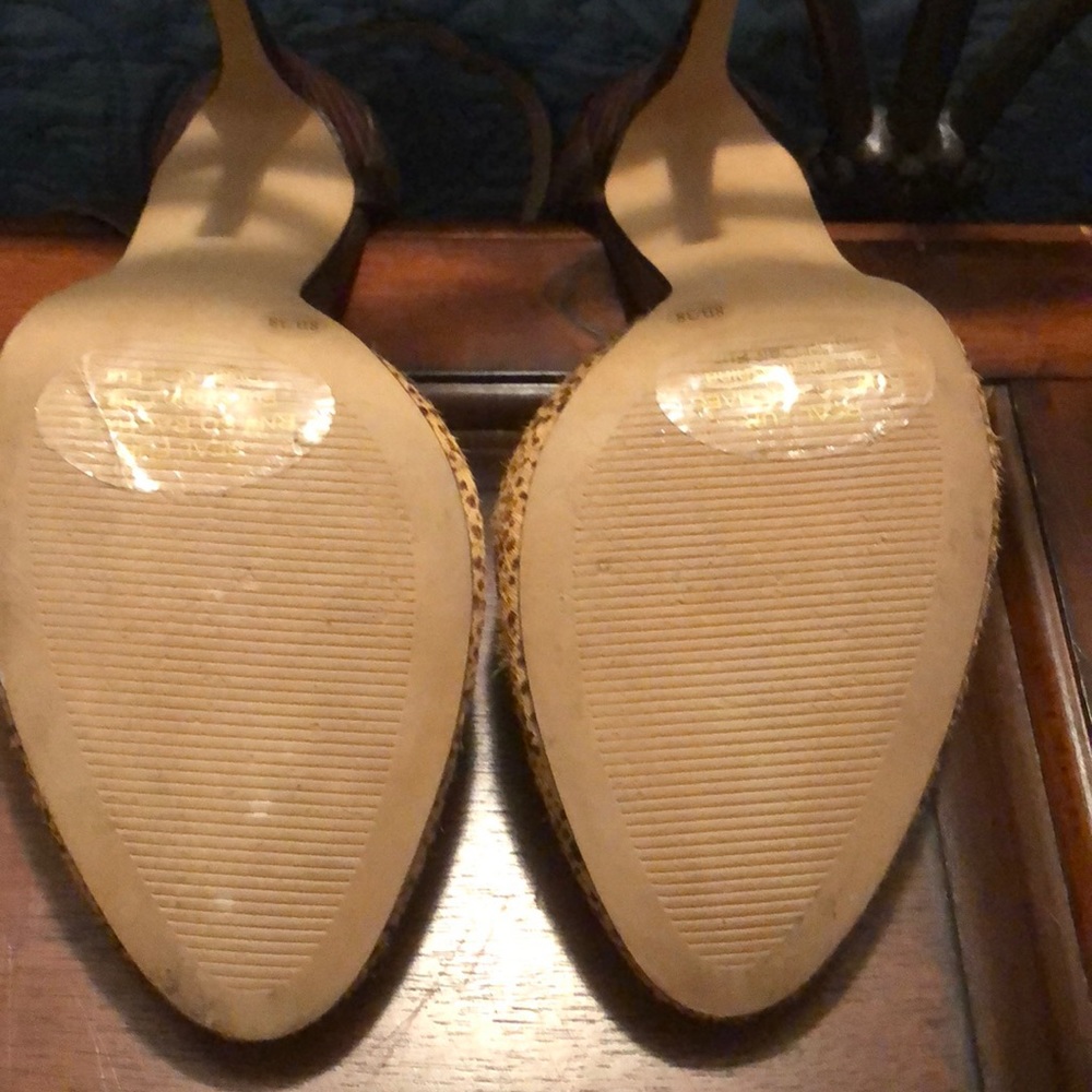 Brown Heels - Picture 3 of 4